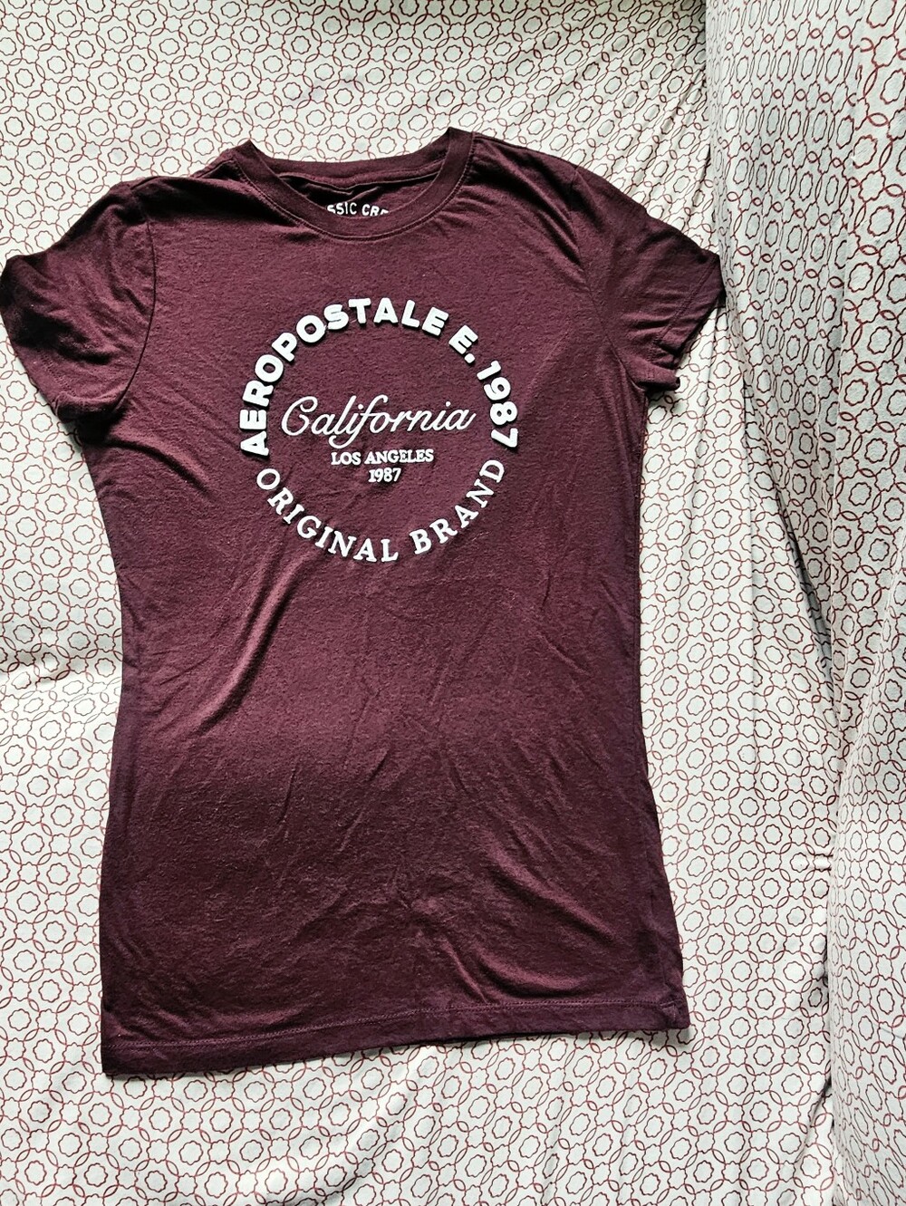 Aeropostale Burgundy California Graphic Short Sleeve Tee